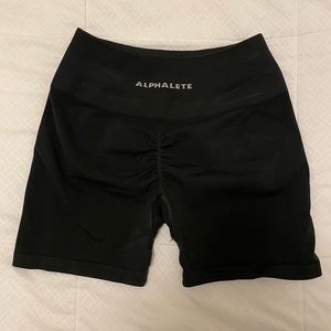 Alphalete shorts 4.5”